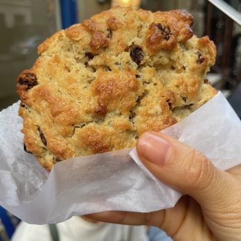 Levain Bakery - Oatmeal Raisin - Bakeries Near Me - New York, New York