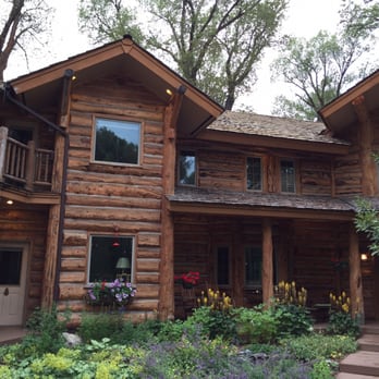 Bentwood Inn - Bed & Breakfast Near Me - Wilson, Wyoming