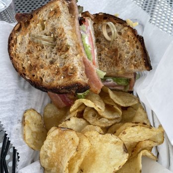 Missing Mountain Brewing - Turkey BLT monthly special - Breweries Near Me - Cuyahoga Falls, Ohio