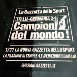 Corriere della Sera - La "Gazza" sul marciapiede.....