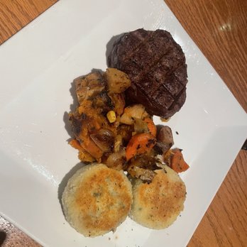 Lobster Shop - Crab Cakes & Double R Ranch Filet Mignon* - Seafood Near Me - Tacoma, Washington