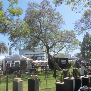 Beverly Hills Art Show - Festivals Near Me - Beverly Hills, California