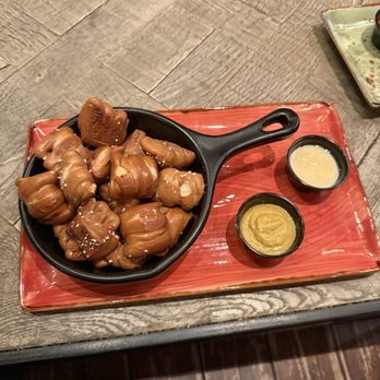 Sierra Gold - Pretzel Bites - New American Near Me - Reno, Nevada Sierra Gold - Pretzel Bites - New American Near Me - Reno, Nevada