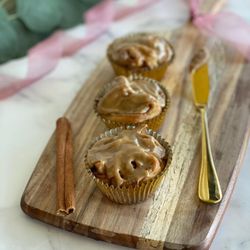 Amara's Bakeshop - Mini Cinnamon Rolls