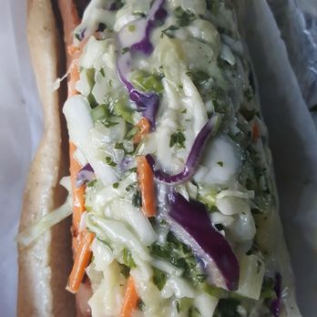 Carney's Restaurant - 7-10-17: Chicken Apple Sausage with Pineapple Slaw...very tasty - Burgers Near Me - Los Angeles, California Carney's Restaurant - 7-10-17: Chicken Apple Sausage with Pineapple Slaw...very tasty - Burgers Near Me - Los Angeles, California