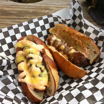 Moon Tower - so happy i got two - the duck and buffalo - Dive Bars Near Me - Houston, Texas