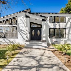 West Valley Detox Treatment - Sherman Oaks - West Valley Detox treatment - Sherman Oaks - Front