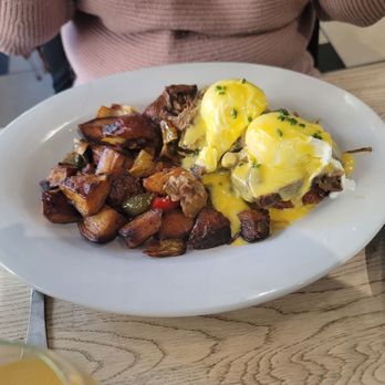 Green Eggs Cafe - Short Ribs Eggs Benedict awesome - Breakfast & Brunch Near Me - Philadelphia, Pennsylvania Green Eggs Cafe - Short Ribs Eggs Benedict awesome - Breakfast & Brunch Near Me - Philadelphia, Pennsylvania