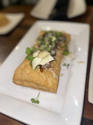 Elyse Restaurant by null