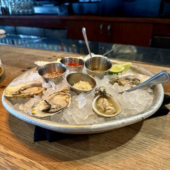King's Fish House - Pine Ave - Blue Point oysters - Seafood Near Me - Long Beach, California King's Fish House - Pine Ave - Blue Point oysters - Seafood Near Me - Long Beach, California