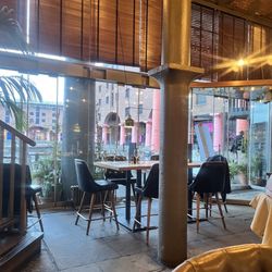 Gusto - View to harbor
