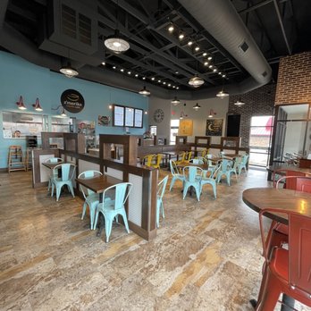 Z'mariks Noodle Cafe - tables and chairs - Italian Near Me - Mason City, Iowa Z'mariks Noodle Cafe - tables and chairs - Italian Near Me - Mason City, Iowa