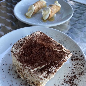 Il Terrazzo - Tiramisu and cannoli - Italian Near Me - Portland, Oregon Il Terrazzo - Tiramisu and cannoli - Italian Near Me - Portland, Oregon