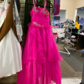 Goodwill - Thrift Stores Near Me - Sevierville, Tennessee Goodwill - Thrift Stores Near Me - Sevierville, Tennessee