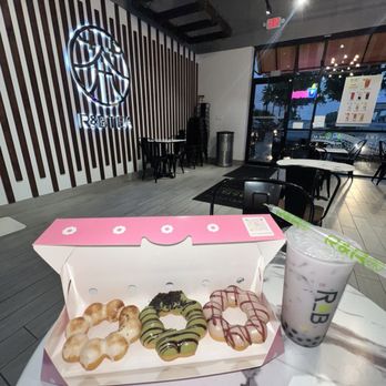 R&B Tea - Arlington - Taro Milk Tea - Bubble Tea Near Me - Arlington, Texas