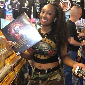 Dudley's Records - Vinyl Records Near Me - Torrance, California