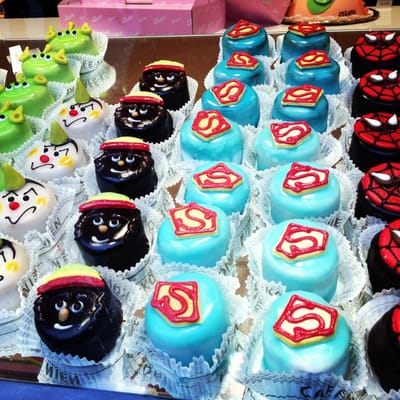 AIDA - Café-Konditorei by null