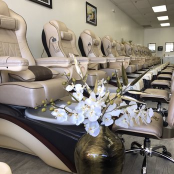 Z Nails Spa & Beauty - Nail Salons Near Me - Canton, Ohio
