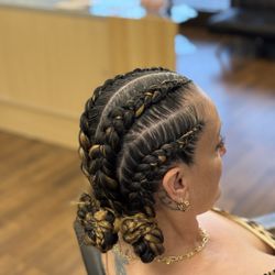 Mo & Co Hair Factory