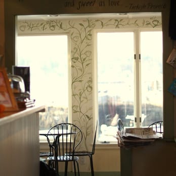 Bean & Leaf Cafe - Coffee & Tea Near Me - Rockport, Massachusetts