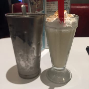 Cafe 50's - Apple pie shake - Diners Near Me - Los Angeles, California