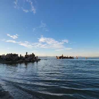 Mono Lake Tufa State Reserve - Lakes Near Me - Lee Vining, California Mono Lake Tufa State Reserve - Lakes Near Me - Lee Vining, California