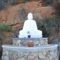A short hiking trail leads to this statue :) A short hiking trail leads to this statue :)