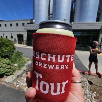 Deschutes Brewery Tasting Room - Breweries Near Me - Bend, Oregon