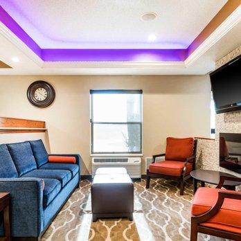 Comfort Inn Wings Stadium - Hotels Near Me - Kalamazoo, Michigan Comfort Inn Wings Stadium - Hotels Near Me - Kalamazoo, Michigan