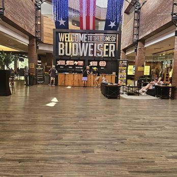 Budweiser Brewery Experience - Beer Tours Near Me - Saint Louis, Missouri Budweiser Brewery Experience - Beer Tours Near Me - Saint Louis, Missouri