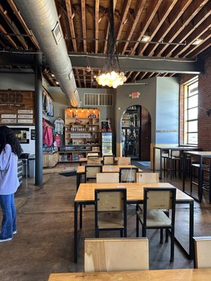 4 Hands Brewing Company by null