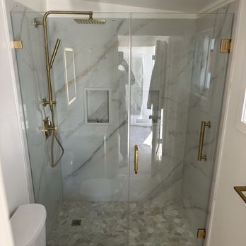 C&G Glass - Walk-in shower with frameless shower enclosure - Glass & Mirrors Near Me C&G Glass - Walk-in shower with frameless shower enclosure - Glass & Mirrors Near Me