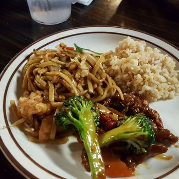 Li's Cafe - Shrimp Lo mein, fried rice, hunan beef - Chinese Near Me - El Paso, Texas