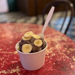 Creole Creamery - Salty and Smoky Chocolate Almond ice cream with bananas