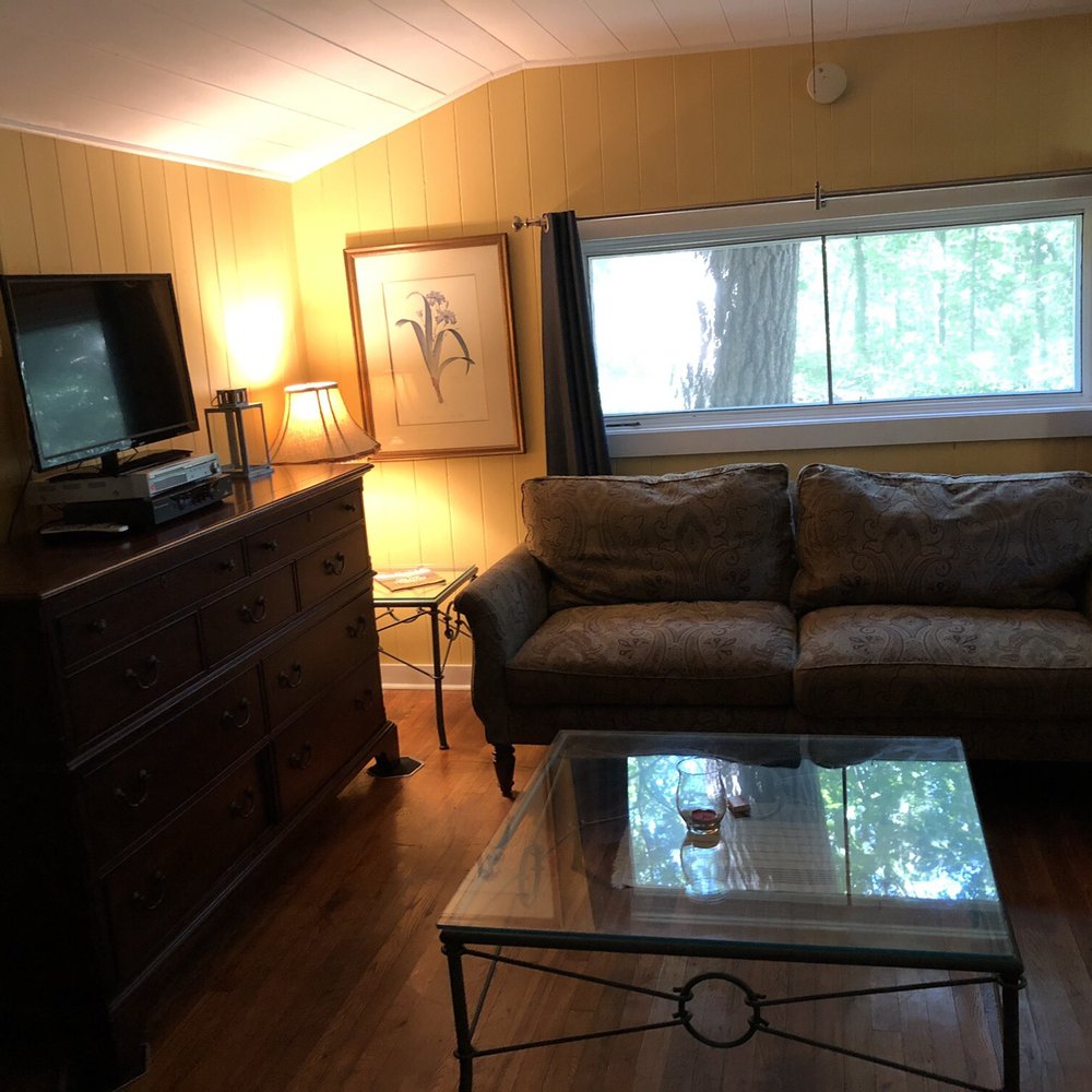 The Pines Cottages - Cottage 14 living room - Hotels Near Me - Asheville, North Carolina The Pines Cottages - Cottage 14 living room - Hotels Near Me - Asheville, North Carolina