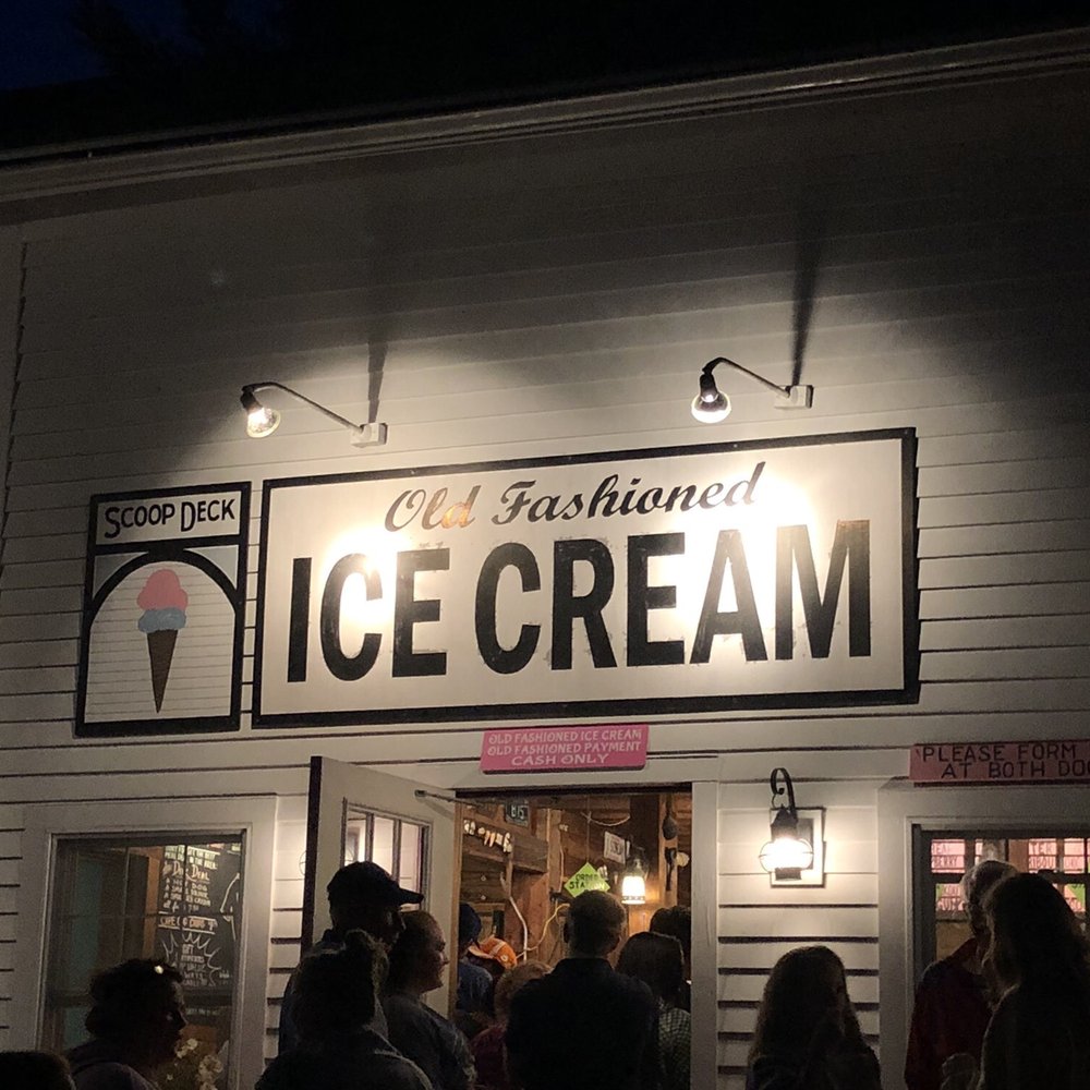 Scoop Deck - Ice Cream & Frozen Yogurt Near Me - Wells, Maine