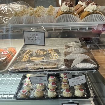 Le Quartier Bakery & Cafe - Omaha - Bakeries Near Me - Omaha, Nebraska Le Quartier Bakery & Cafe - Omaha - Bakeries Near Me - Omaha, Nebraska