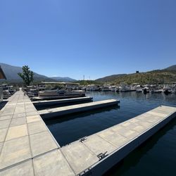 Oak Bottom Marina