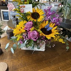 Feldis Florist & Flower Delivery