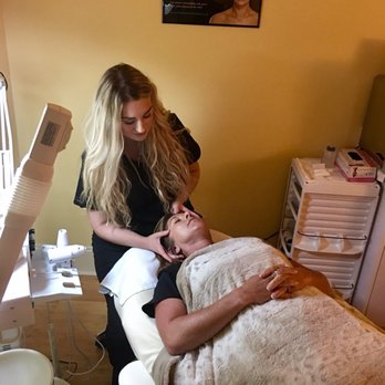 SeaSide MedSpa - Morgan knows SkinCare! - Medical Spas Near Me - Calabash, North Carolina SeaSide MedSpa - Morgan knows SkinCare! - Medical Spas Near Me - Calabash, North Carolina