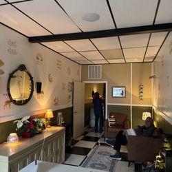 Zenergy Massage Therapy - Waiting room