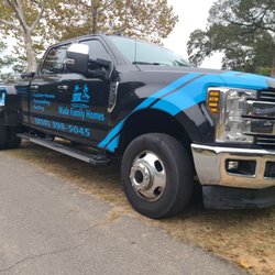 AutoWraps - Wade Family Homes Truck
