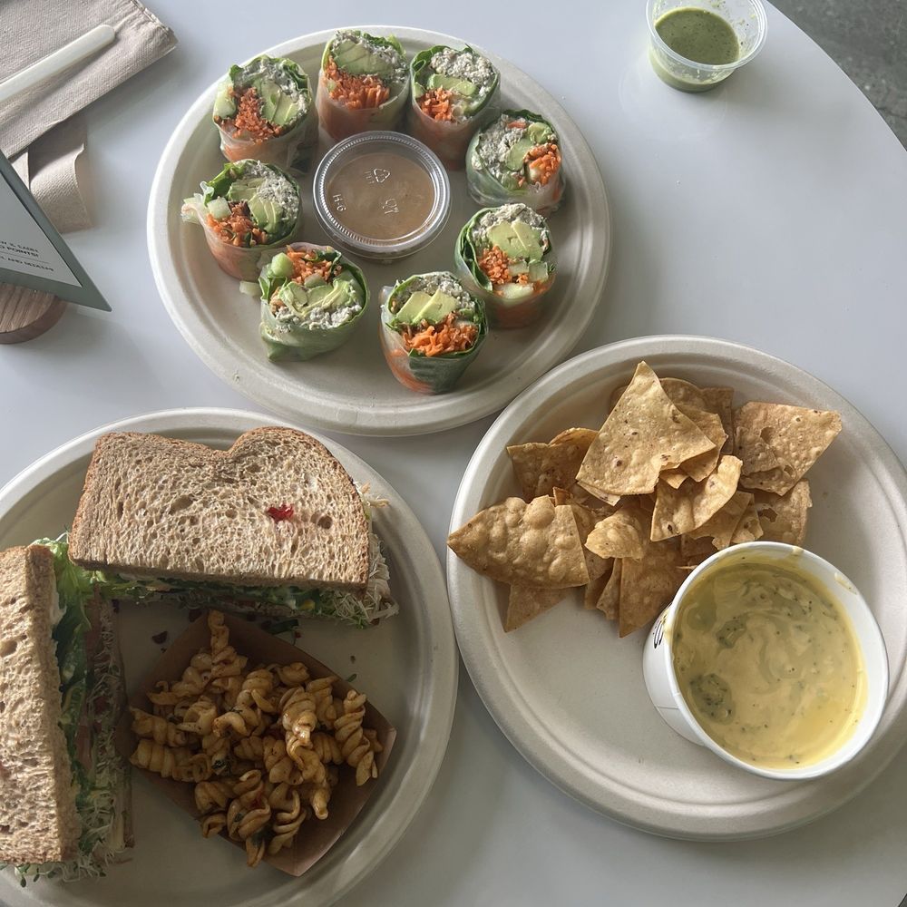 Jan's Health Bar - Spring rolls, turkey sandwich, broccoli cheddar soup - Juice Bars & Smoothies Near Me - Long Beach, California Jan's Health Bar - Spring rolls, turkey sandwich, broccoli cheddar soup - Juice Bars & Smoothies Near Me - Long Beach, California
