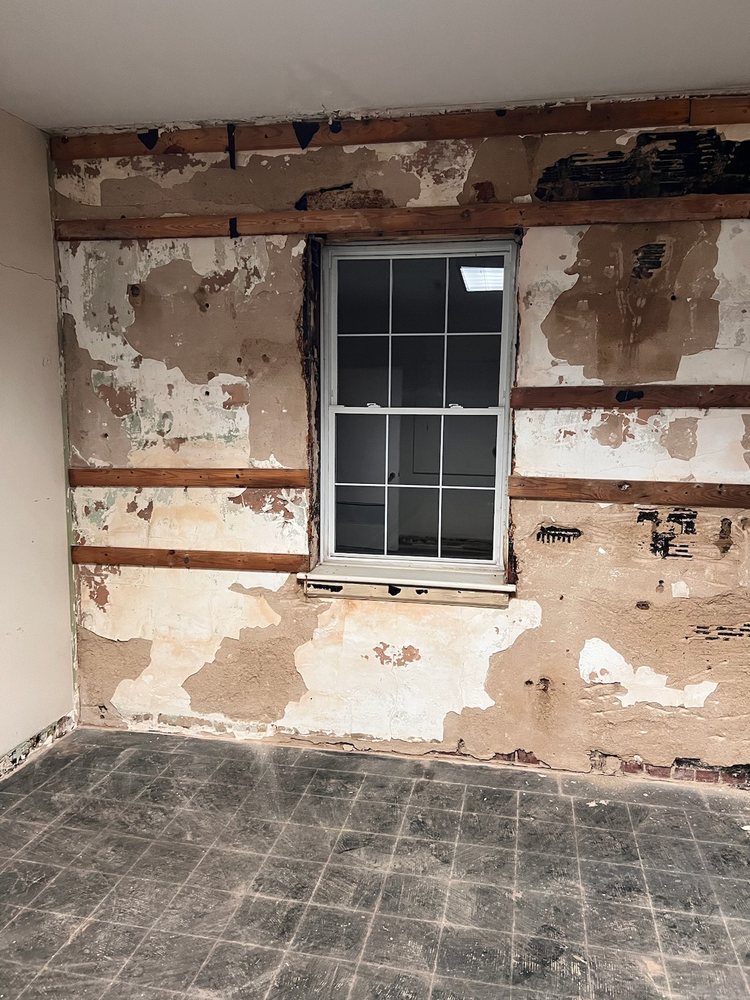 Slide of RoachFamilyEnterprises