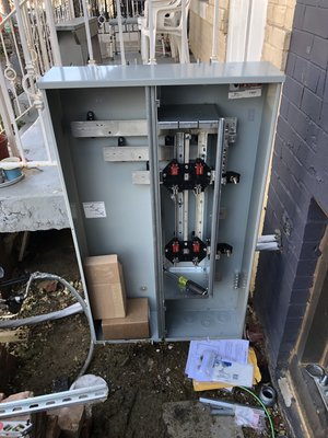 To The Rescue DMV Services Logo