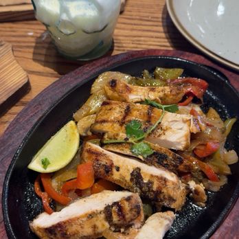 Azul Cantina - Chicken Fajitas - Tex-Mex Near Me - Pigeon Forge, Tennessee