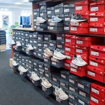 Rack Room Shoes - Shoe Stores Near Me - Fort Oglethorpe, Georgia