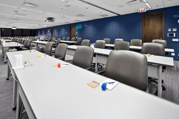 Summit Chicago by null