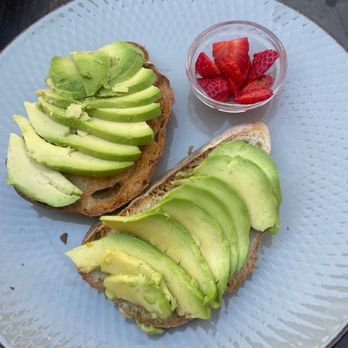 Floresta Cafe By Hungry Biker - Custom order avocado toast - Breakfast & Brunch Near Me - Porto, 13