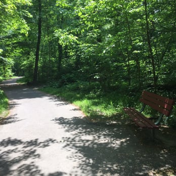 Mantua Park - Benches to sit on. - Parks Near Me - Fairfax, Virginia Mantua Park - Benches to sit on. - Parks Near Me - Fairfax, Virginia
